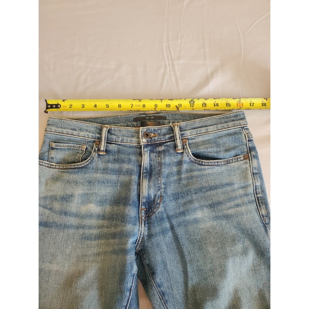 Vince DM/02 Slim Straight Leg Jeans Light Wash Denim Women - Picture 12 of 15